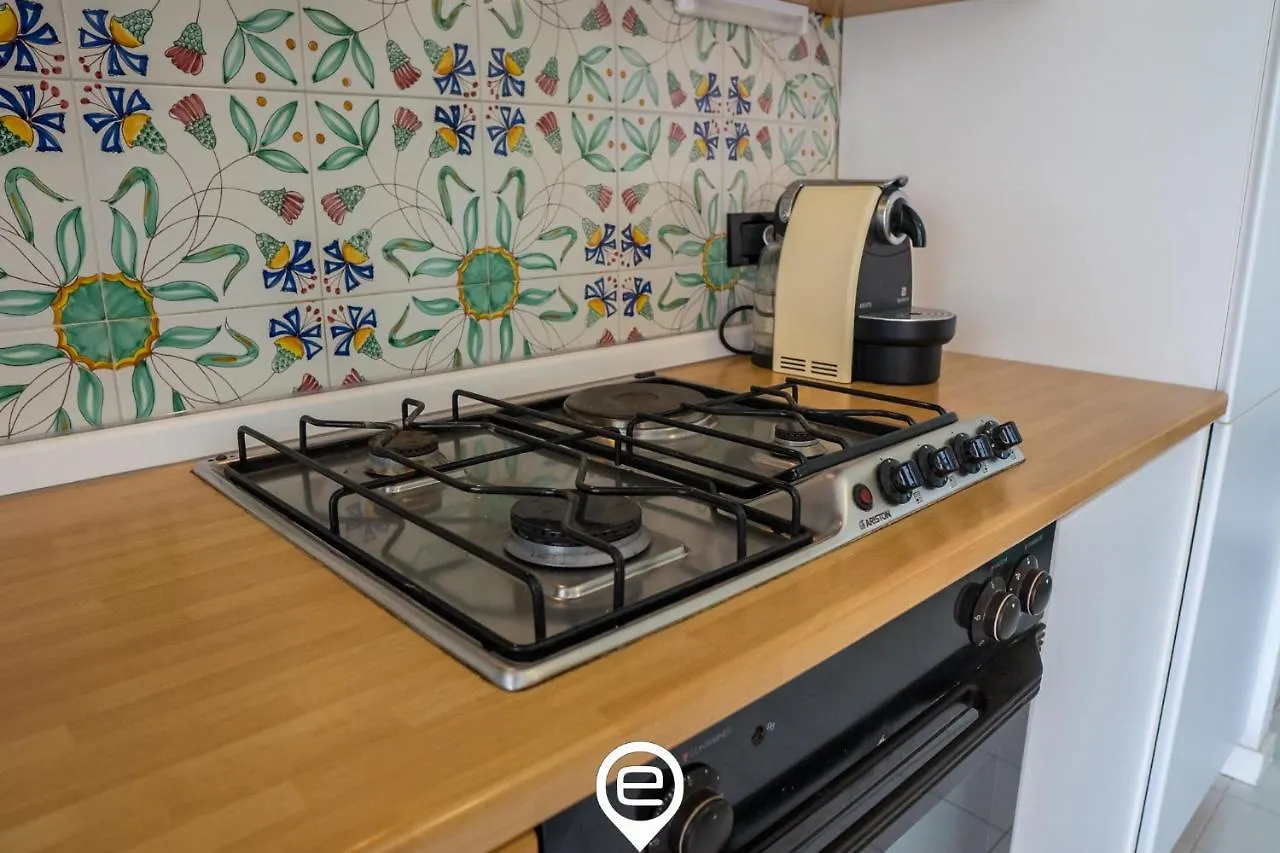 Charming Seaview Apartment Alghero